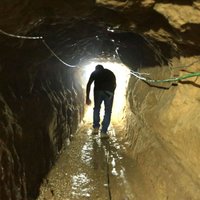 Ēģiptes armija appludina kontrabandas tuneļus uz Gazas joslu