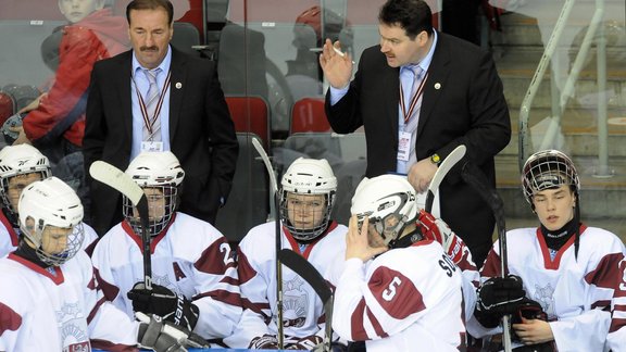 Latvijas U-18 hokeja izlase uzvar Kazahstānu - 37