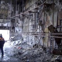 В Кемерово начался демонтаж ТЦ "Зимняя вишня", где в пожаре погибли 60 человек