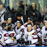Latvijas hokejisti dramatiskā cīņā iegūst ceļazīmi uz Soču Olimpiādi