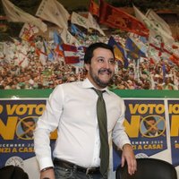 Foto: Renzi pretinieki Itālijā jūsmo par uzvaru referendumā