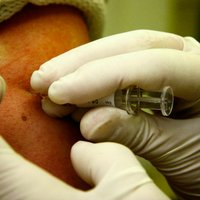 Paplašinās valsts apmaksāto pretgripas vakcīnu saņēmēju loku