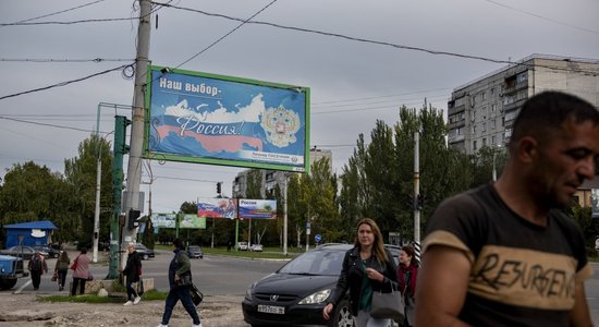 ES nolemj neatzīt okupētajās Ukrainas teritorijās izsniegtās Krievijas pases