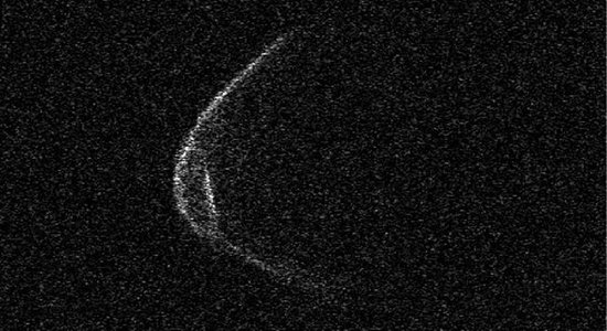 Pandēmijas astronomija: šonedēļ mums palidos garām asteroīds 'ar aizsargmasku'