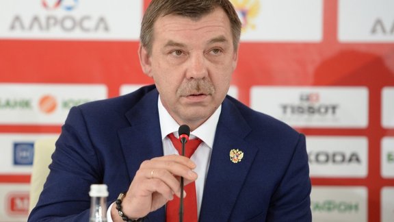 Head coach of the national team Oleg Znarok