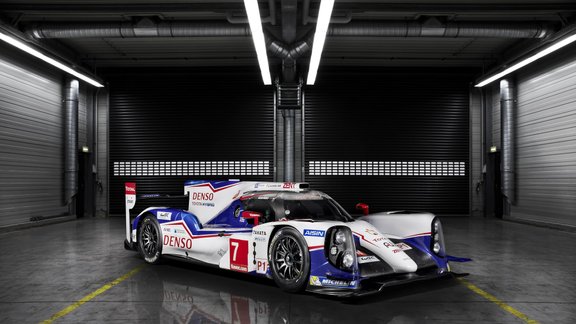 Toyota TS040 Hybrid