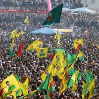 Kurdu nemiernieku līderis pasludina pamieru un pieprasa kaujiniekiem pamest Turciju