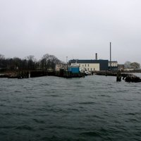 Dānijas likumdevēji apstiprina finansējumu ārvalstu noziedznieku izmitināšanai uz Lindholmas salas