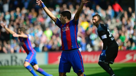 Barcelona Luis Suarez vs Betis 