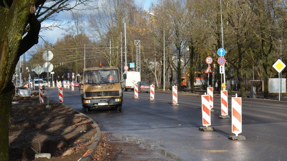 Vēl jau nav kustība pilnībā atklāta!