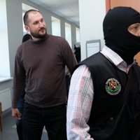Tiesa no apcietinājuma atbrīvo arī otru Ādažu bāzē aizturēto Krievijas pilsoni
