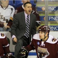 Šuplers netrenēs KHL jaunpienācējus 'Medveščak'; par treneri izvēlēts kanādietis Frenčs