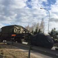 Возле Адажи жигули врезались в военный грузовик: трое пострадавших