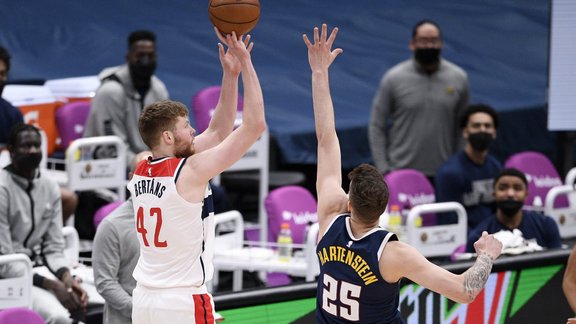 Bertāns, basketbols 