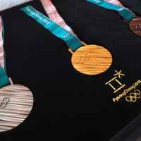 ВИДЕО: Представлены медали зимней Олимпиады-2018