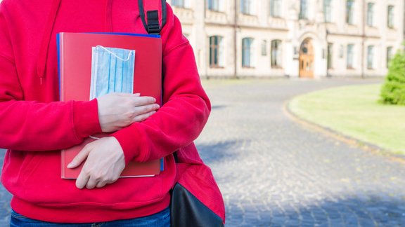 skola skolnieks covid