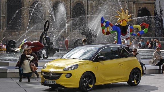 Opel Adam