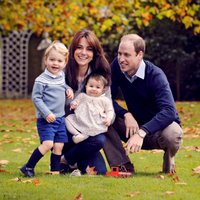 Britu karaļnams iepriecina ar sirsnīgu Viljama ģimenes foto
