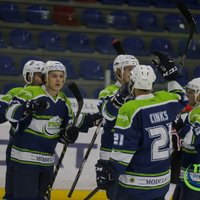 'Mogo' Latvijas hokeja virslīgas finālistu duelī pēcspēles metienos uzvar 'Kurbadu'
