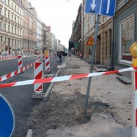 Rīgas ielu haosā Jakrins vaino 'Latvijas gāzi' un citus komunikāciju turētājus