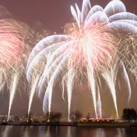 Рижан и гостей города приглашают встретить Новый год на набережной Даугавы