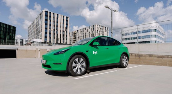 Bolt начинает предлагать поездки на электромобилях Tesla