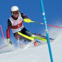Kalnu slēpotājs Miks Zvejnieks apņēmības pilns sezonas sākumā kvalificēties Pasaules kausa posmiem