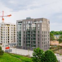 Mežaparkā pabeigta pirmā "Moho Garden" deviņstāvu dzīvojamā māja