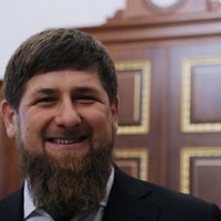 Čečenijas prezidents Kadirovs vēlas atkāpties no amata