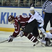 Rīgas 'Dinamo' neizmanto daudzos pretinieku noraidījumus un piedzīvo kārtējo zaudējumu