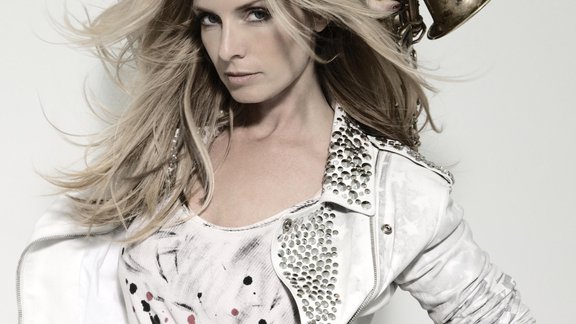 CANDY_DULFER