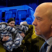 'Agresīvi piedāvā naktsmājas un prasa atdot pases' – ukraiņu bēglēm uzglūn cilvēktirgoņi