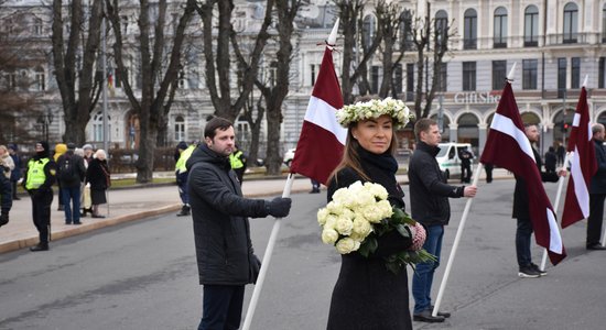 Foto: 16. marta leģionāru atceres pasākums Rīgā aculiecinieces acīm