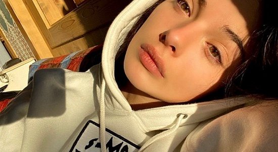 ФОТО: 16-летняя дочь Моники Белуччи впервые попала на обложку модного журнала