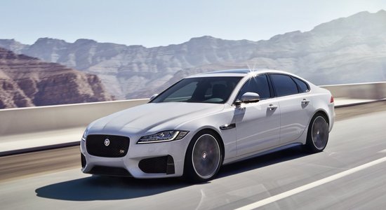 'Jaguar' prezentējis jauno 'XF' sedanu