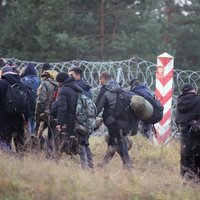 Миграционный кризис: на границу Польши с Беларусью отправятся британские военные