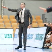 'TTT Rīga' treneris Gulbis: pirmajā puslaikā izskatījās, ka mīcāmies mālos