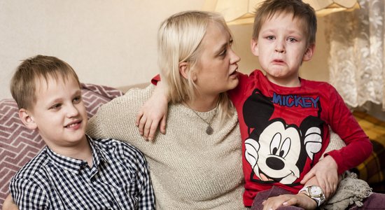 Diviem brāļiem ar autismu nepieciešams sabiedrības atbalsts terapijas nodrošināšanai