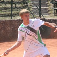 Латвийские теннисисты берут титулы в Британии и Эстонии