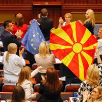 Bulgārija un Ziemeļmaķedonija paraksta protokolu, kas ļaus sākt Skopjes sarunas par iestāšanos ES
