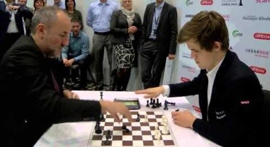 ВИДЕО: Невероятная скорость игры лучшего шахматиста мира в блиц