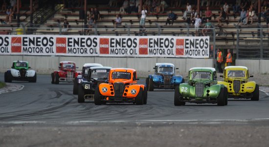 Jaunais kartinga talants Valters Zviedris piedalīsies NEZ 'Legend Car' čempionātā