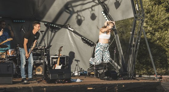 Foto: Aizvadīts vasaras festivāls 'Liepāja Lake Music'