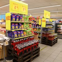 Cenu kāpuma dēļ veikalu plauktos kardināli mainīsies pārtikas preču sortiments, norāda Gulbe