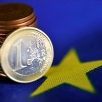 EK aktīvāk atbalstīs tās ES dalībvalstis, kuras gribēs iesaistīties eirozonā