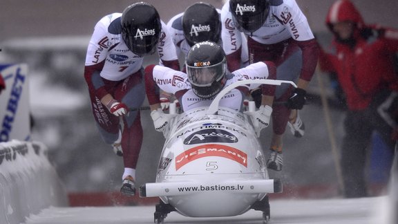 Oskars Melbardis, bobslejs