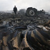 Обама: вещдоки с места падения Boeing-777 должны остаться в Украине