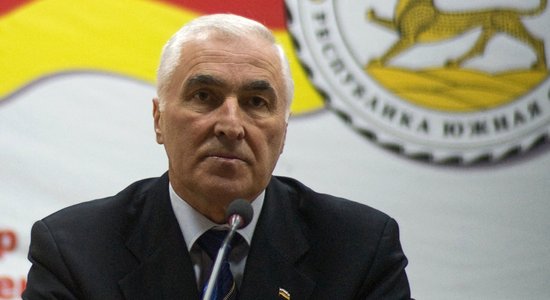 Президент Южной Осетии анонсировал референдум о присоединении к России