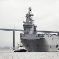 Построенный для России "Мистраль" отплыл из Франции в Египет