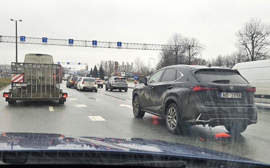 На улице Краста произошла авария с участием пяти автомобилей